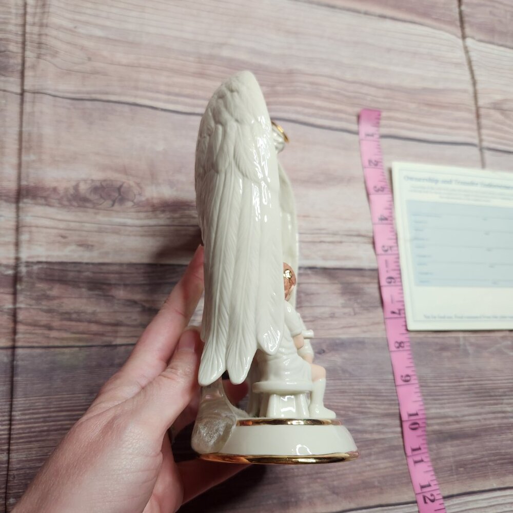 The Bradford Exchange Heavens Gentle Touch "Angel Of Love" RN Nurse Figurine - Picture 5 of 9